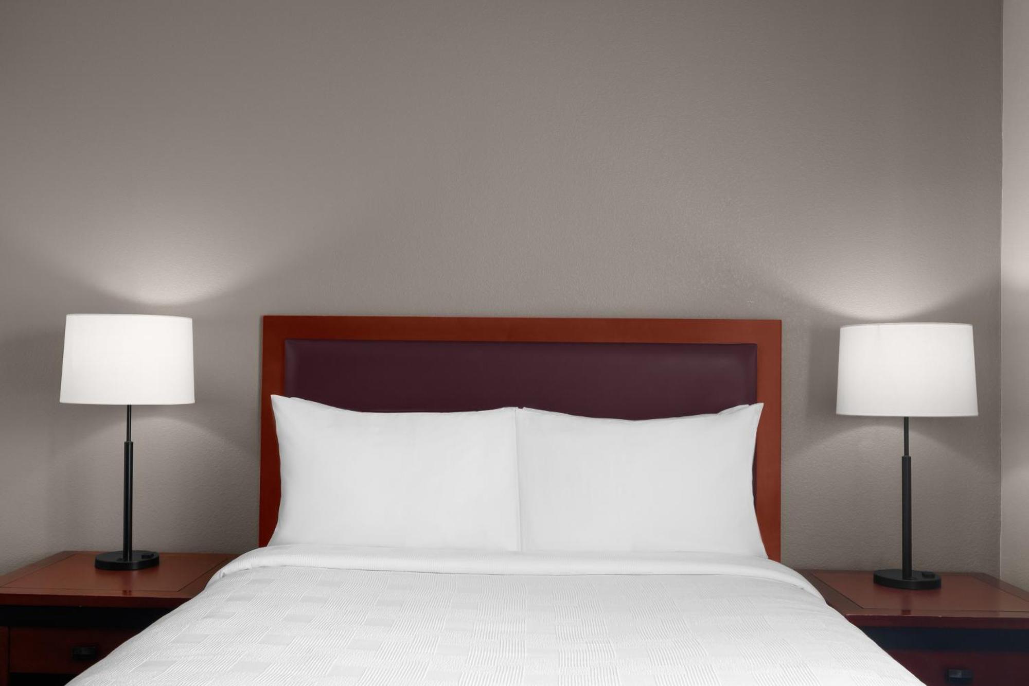 Larkspur Landing Extended Hotel Folsom